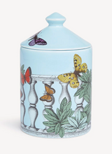 Load image into Gallery viewer, SE POI Scented Candle - Farfalle e balaustra Décor - Giardino Segreto Fragrance